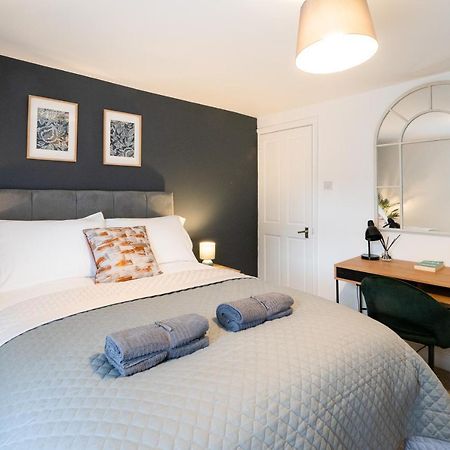 Stunning 2-Bedroom Home In City Centre With Wi-Fi! Royal Tunbridge Wells Exterior photo