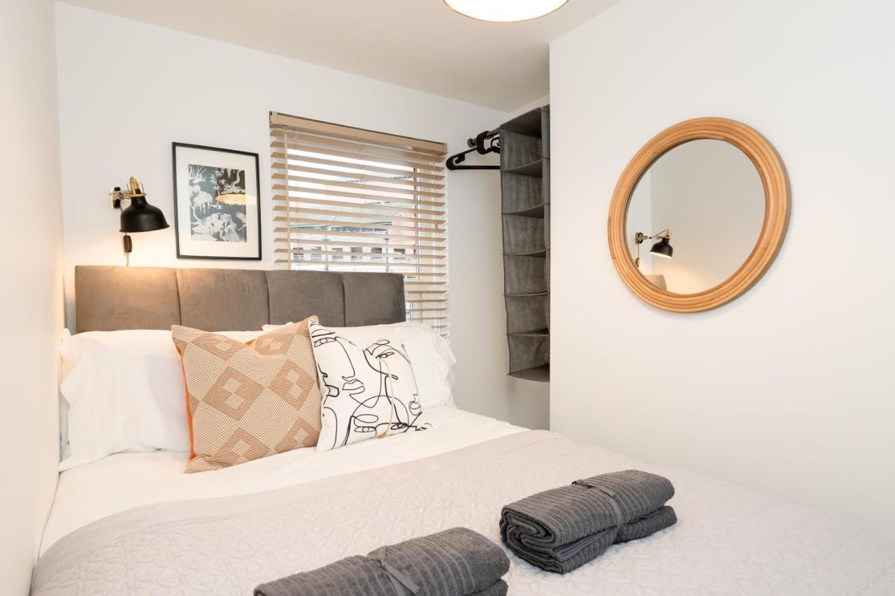 Stunning 2-Bedroom Home In City Centre With Wi-Fi! Royal Tunbridge Wells Exterior photo