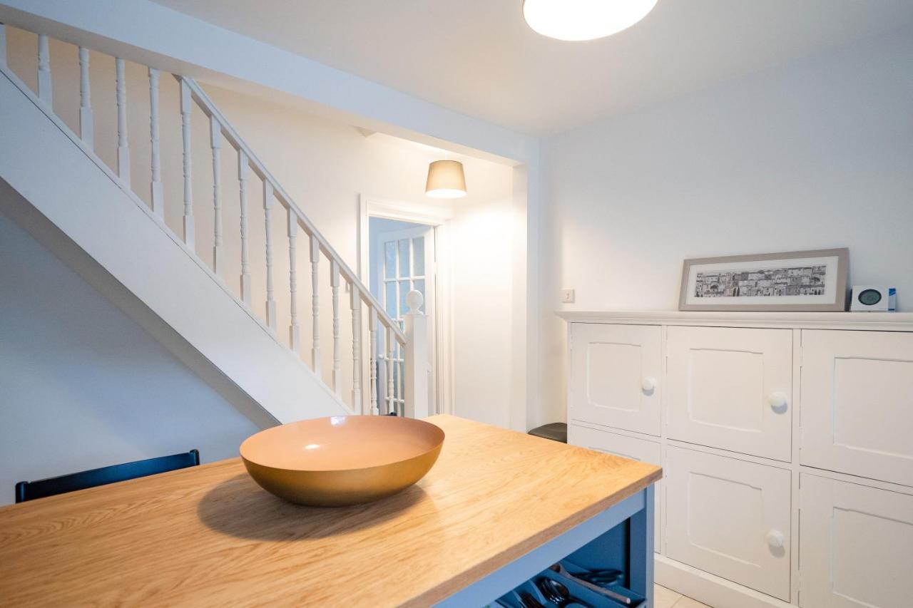 Stunning 2-Bedroom Home In City Centre With Wi-Fi! Royal Tunbridge Wells Exterior photo