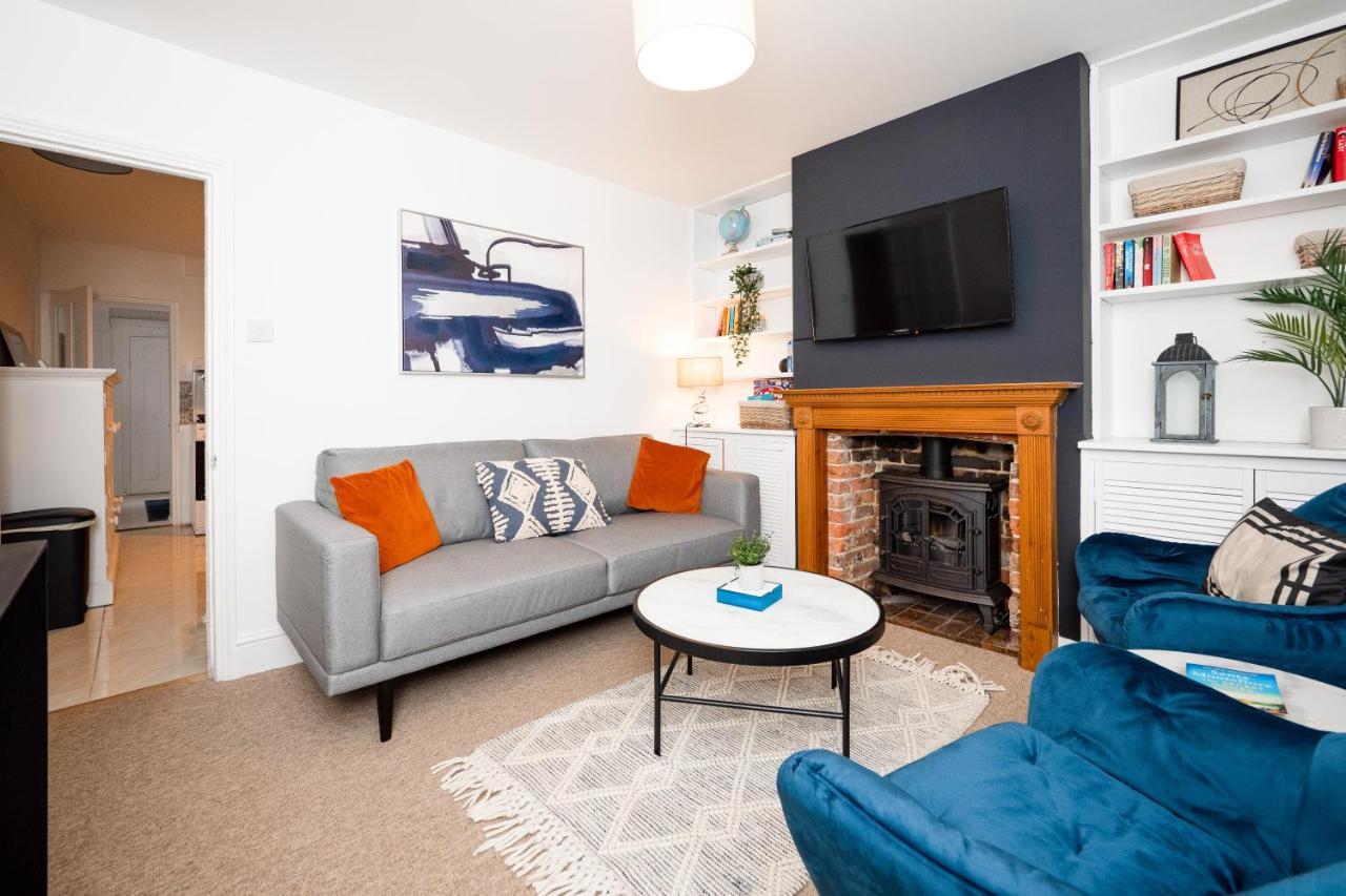 Stunning 2-Bedroom Home In City Centre With Wi-Fi! Royal Tunbridge Wells Exterior photo