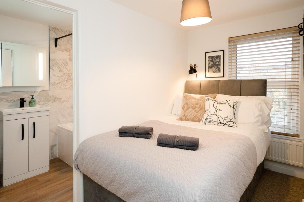 Stunning 2-Bedroom Home In City Centre With Wi-Fi! Royal Tunbridge Wells Exterior photo