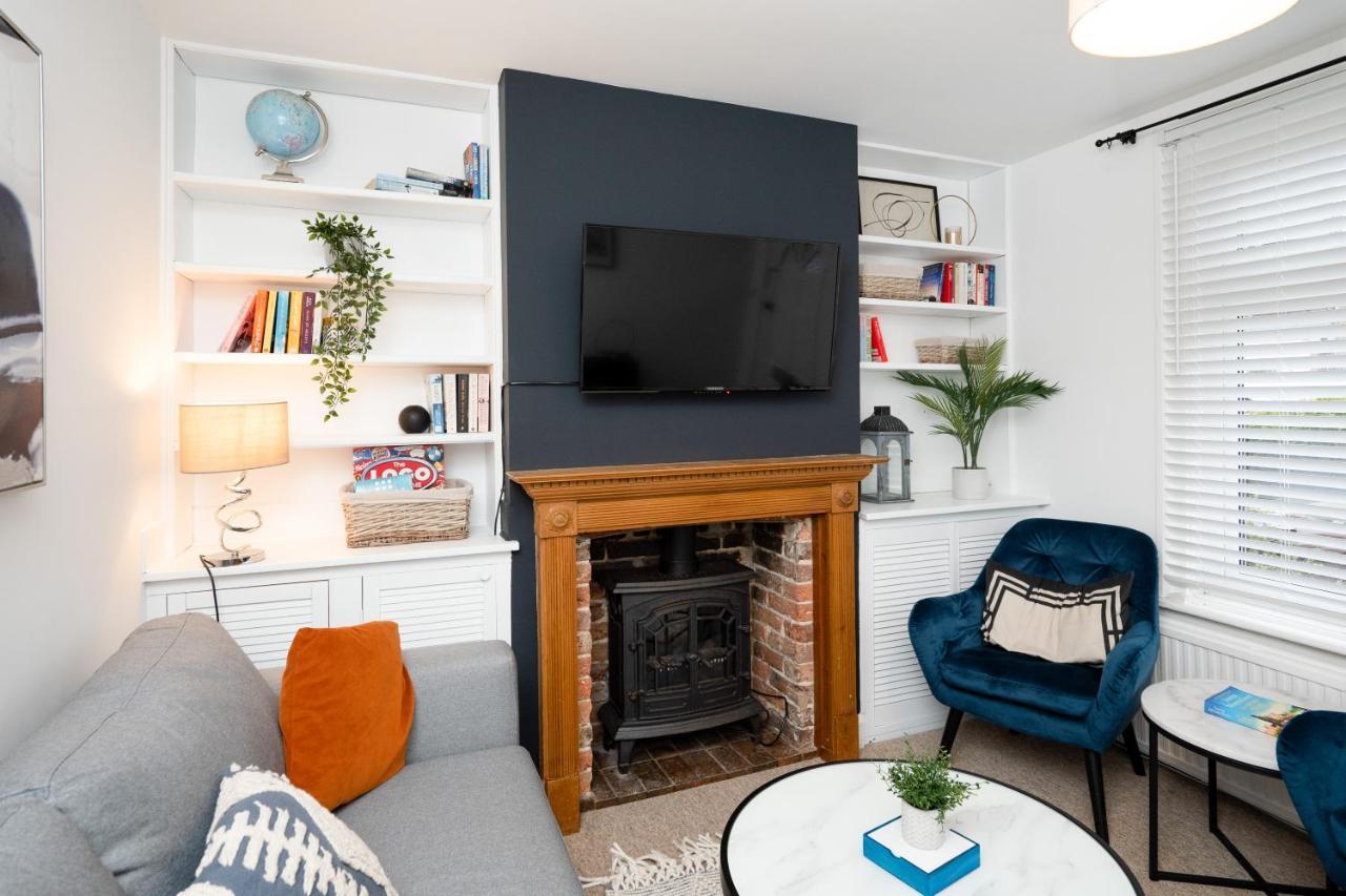 Stunning 2-Bedroom Home In City Centre With Wi-Fi! Royal Tunbridge Wells Exterior photo