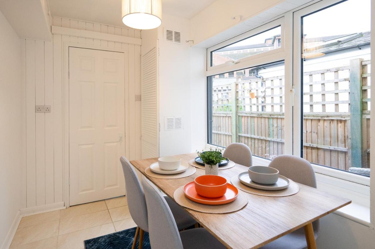 Stunning 2-Bedroom Home In City Centre With Wi-Fi! Royal Tunbridge Wells Exterior photo